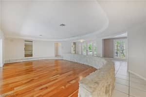 4850 Laurel Ln, Fort Myers, FL 33908, Sold 10/04/21