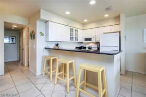 827 E Gulf Dr UNIT F6, Sanibel, FL 33957, Sold 11/01/21