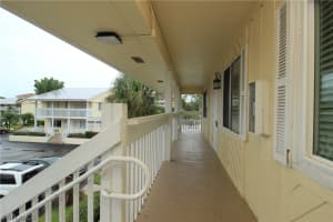 4631 Bayshore Dr, Naples, FL 34112, Sold 10/01/21