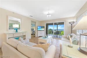 527 E Gulf Dr UNIT 207, Sanibel, FL 33957, Sold 10/05/21