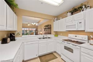 10000 Maddox Ln, Bonita Springs, FL 34135, Sold 09/30/21