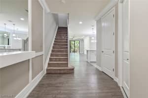 7927 Bristol Cir, Naples, FL 34120, Sold 09/17/21