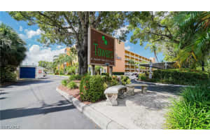 2366 E Mall Dr APT 303, Fort Myers, FL 33901, Sold 09/27/21