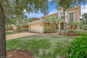 9893 Colonial Walk N, Estero, FL 33928, Sold 10/15/21