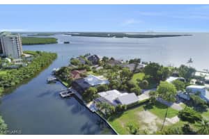 243 Estrellita Dr, Fort Myers Beach, FL 33931, Sold 11/24/21