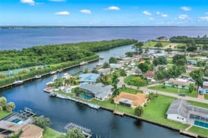 4370 Harbour Terrace, North Fort Myers, FL 33903, Sold 11/24/21