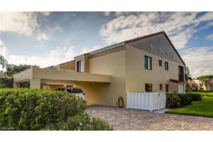 571 Beachwalk Cir, Naples, FL 34108, Sold 10/12/21