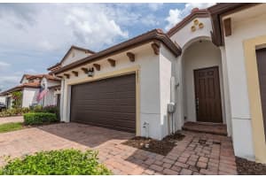 7825 Bristol Cir, Naples, FL 34120, Sold 11/23/21