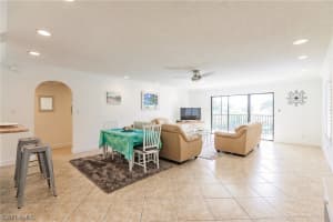 960 Swallow Ave, Marco Island, FL 34145, Sold 10/12/21