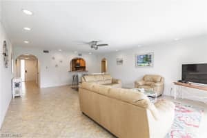 960 Swallow Ave, Marco Island, FL 34145, Sold 10/12/21