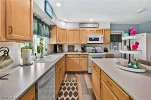 3338 Ottawa Cir, Fort Myers, FL 33907, Sold 10/01/21