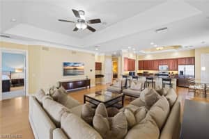 7128 Lemuria Cir, Naples, FL 34109, Sold 10/18/21