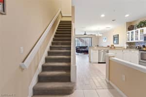 904 Hampton Cir, Naples, FL 34105, Sold 10/06/21