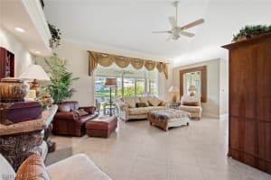 298 Emerald Bay Cir, Naples, FL 34110, Sold 10/15/21