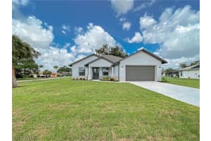 1654 Country Club Pkwy, Lehigh Acres, FL 33936, Sold 10/20/21