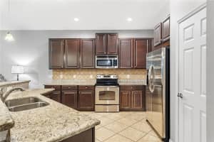 7879 Bucks Run Dr, Naples, FL 34120, Sold 10/04/21