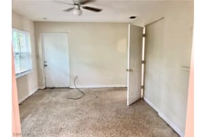 1543 Maple Dr, Fort Myers, FL 33907, Sold 09/15/21