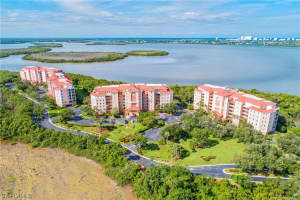 201 Vintage Bay Dr, Marco Island, FL 34145, Sold 11/30/21