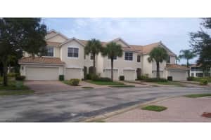 1032 Hampton Cir, Naples, FL 34105, Sold 10/14/21