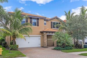 16270 Aberdeen Wy, Naples, FL 34110, Sold 10/18/21