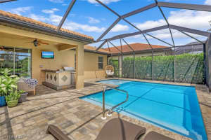 16270 Aberdeen Wy, Naples, FL 34110, Sold 10/18/21