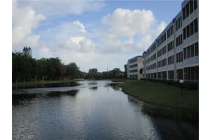 14831 Park Lake Dr APT 307, Fort Myers, FL 33919, Sold 10/29/21