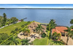 6290 River Club Ct, North Fort Myers, FL 33917, Sold 12/03/21