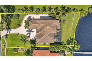 6290 River Club Ct, North Fort Myers, FL 33917, Sold 12/03/21