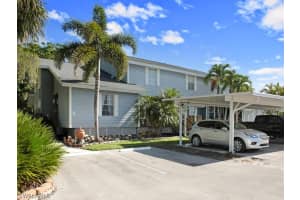 6158 Lakefront Dr, Fort Myers, FL 33908, Sold 11/21/22