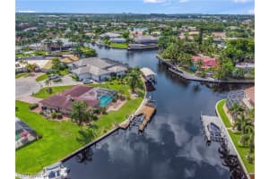 6634 Joanna Cir, Fort Myers, FL 33919, Sold 12/22/21