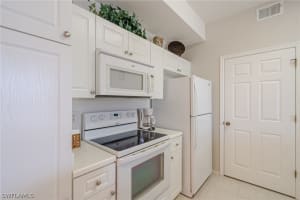 9035 Colby Dr APT 2307, Fort Myers, FL 33919, Sold 10/06/21