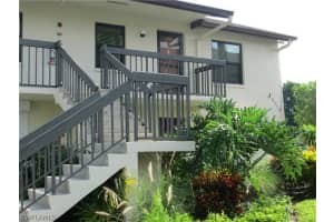 9290 Lake Park Dr APT 206, Fort Myers, FL 33919, Sold 10/14/21