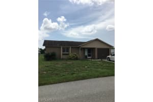 10698 Tuliptree Ct, Lehigh Acres, FL 33936, Sold 09/30/21