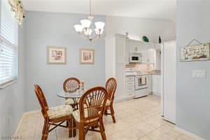 465 Robin Hood Cir, Naples, FL 34104, Sold 10/27/21