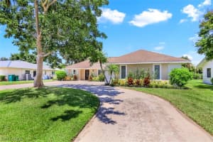 10430 Windsor Way, Naples, FL 34109, Sold 11/04/21