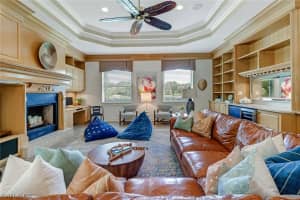 7330 Stonegate Dr, Naples, FL 34109, Sold 12/01/21