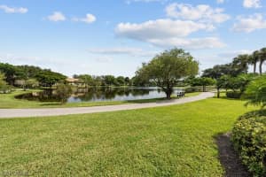 511 Lake Louise Cir, Naples, FL 34110, Sold 10/08/21