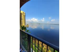 2825 Palm Beach Blvd APT 620, Fort Myers, FL 33916, Sold 01/18/22