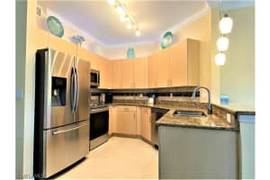 10070 Lake Cove Dr APT 201, Fort Myers, FL 33908, Sold 10/19/21