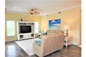 10070 Lake Cove Dr APT 201, Fort Myers, FL 33908, Sold 10/19/21