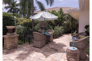 2003 Timberline Dr, Naples, FL 34109, Sold 10/20/21