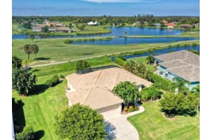 18073 Royal Tree Pkwy, Naples, FL 34114, Sold 12/30/21
