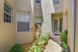 3056 Horizon Ln, Naples, FL 34109, Sold 10/14/21