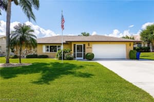 4270 Harbour Ln, North Fort Myers, FL 33903, Sold 10/25/21