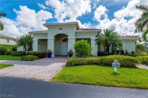 1320 Mariposa Cir, Naples, FL 34105, Sold 11/17/21