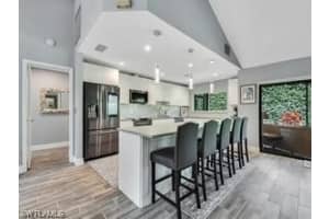 762 Reef Point Cir, Naples, FL 34108, Sold 11/05/21