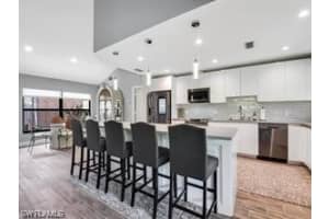 762 Reef Point Cir, Naples, FL 34108, Sold 11/05/21