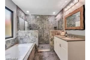 762 Reef Point Cir, Naples, FL 34108, Sold 11/05/21