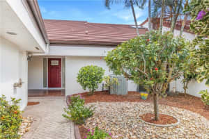 5425 Harbour Castle Dr, Fort Myers, FL 33907, Sold 10/20/21