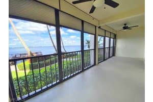 1901 Clifford St APT 101, Fort Myers, FL 33901, Sold 12/09/21